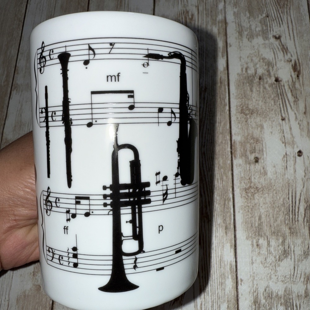 Konitz Music‎ Lovers Mug Instruments Piano Sax Trumpet 4" Tall Holds 10 oz - Picture 3 of 5